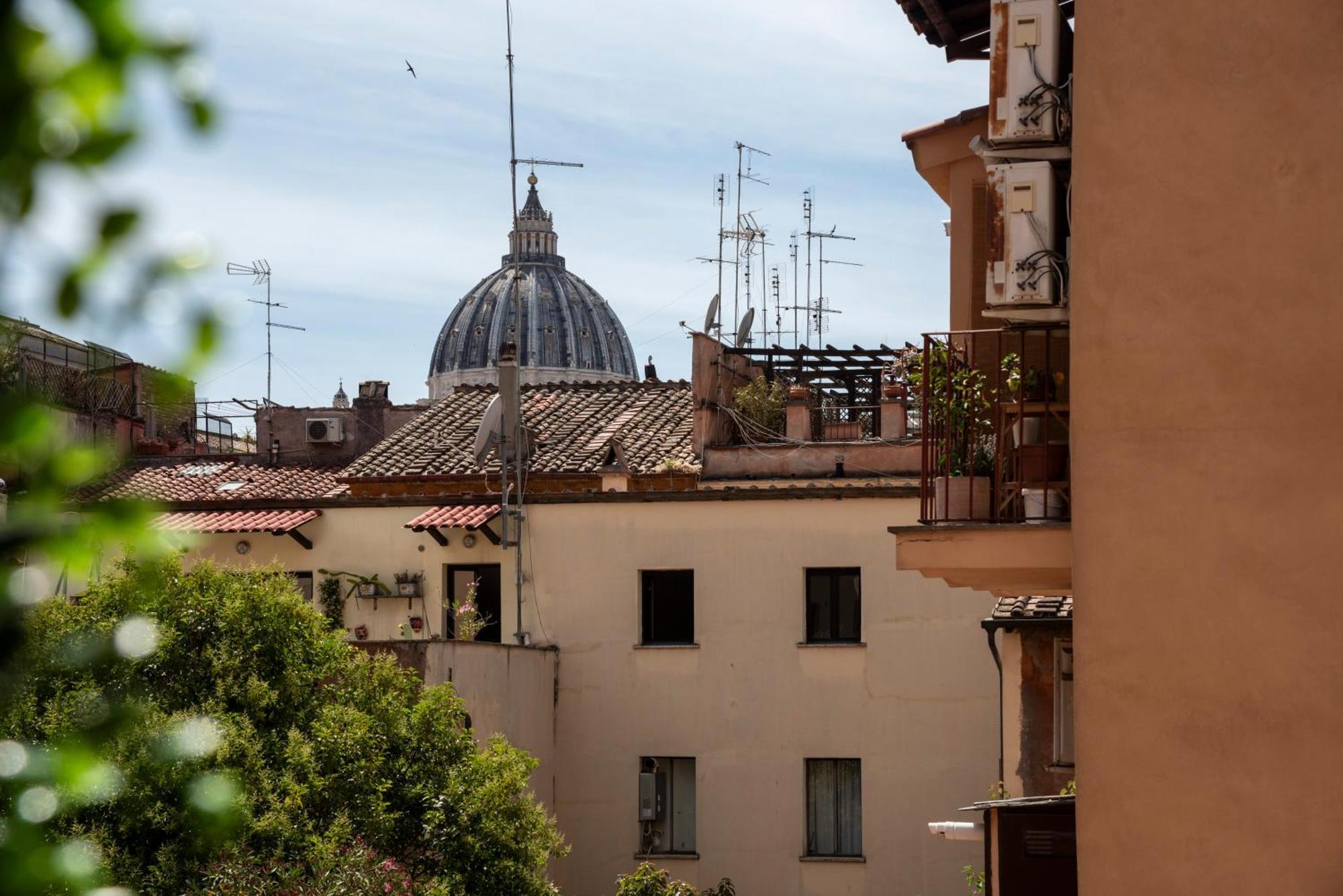 Appartamento Vatican Boutique With St Peters Dome View *